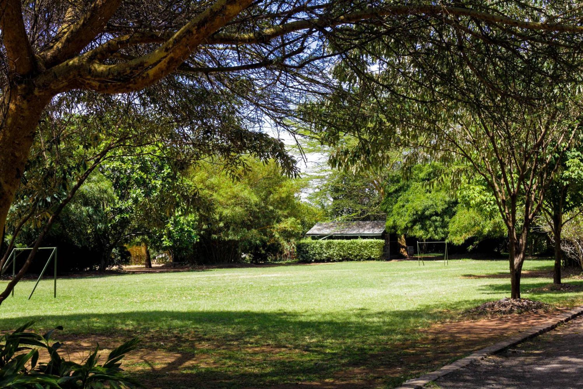Отель Lukenya Getaway Athi River Экстерьер фото