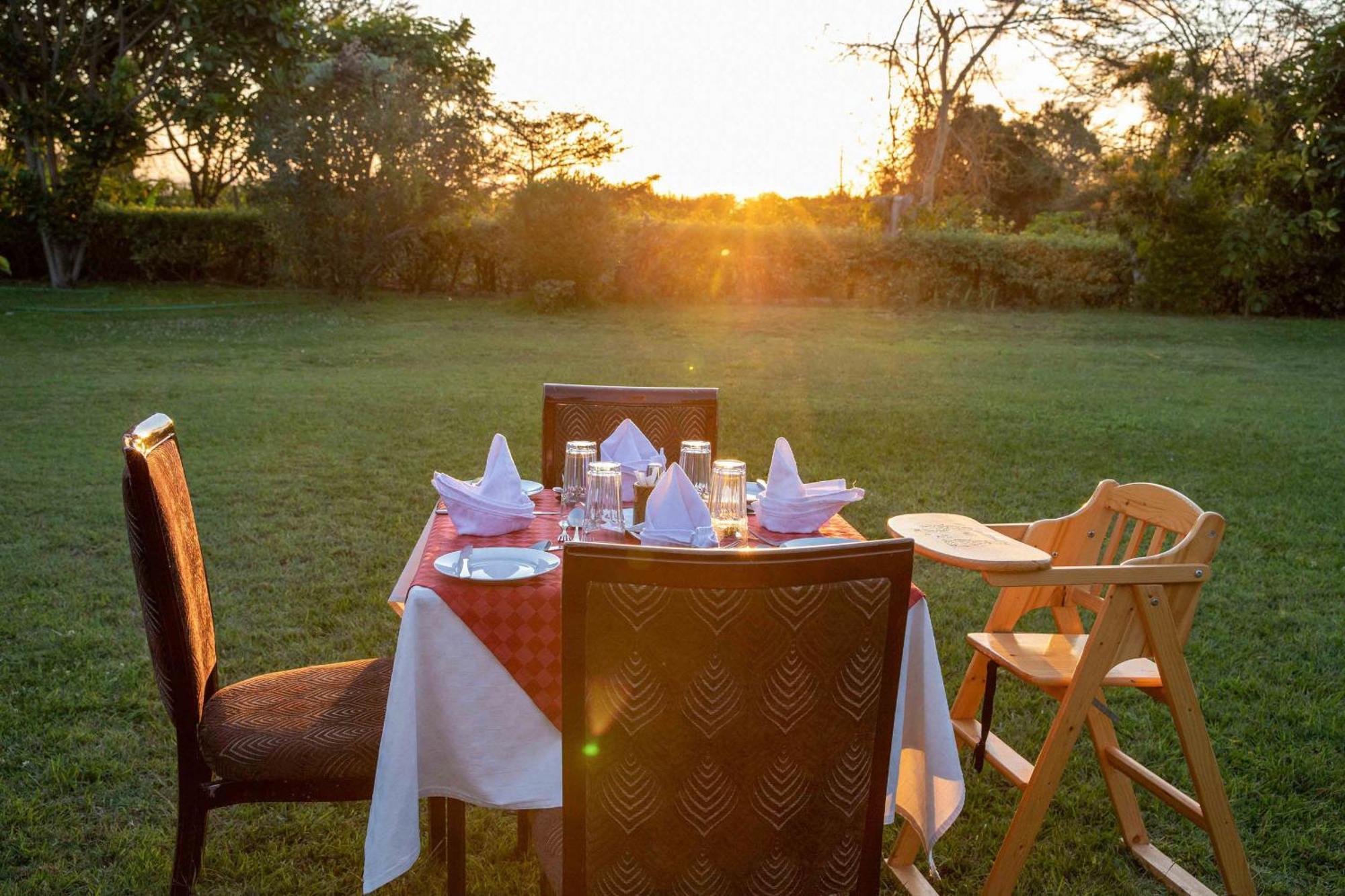 Отель Lukenya Getaway Athi River Экстерьер фото