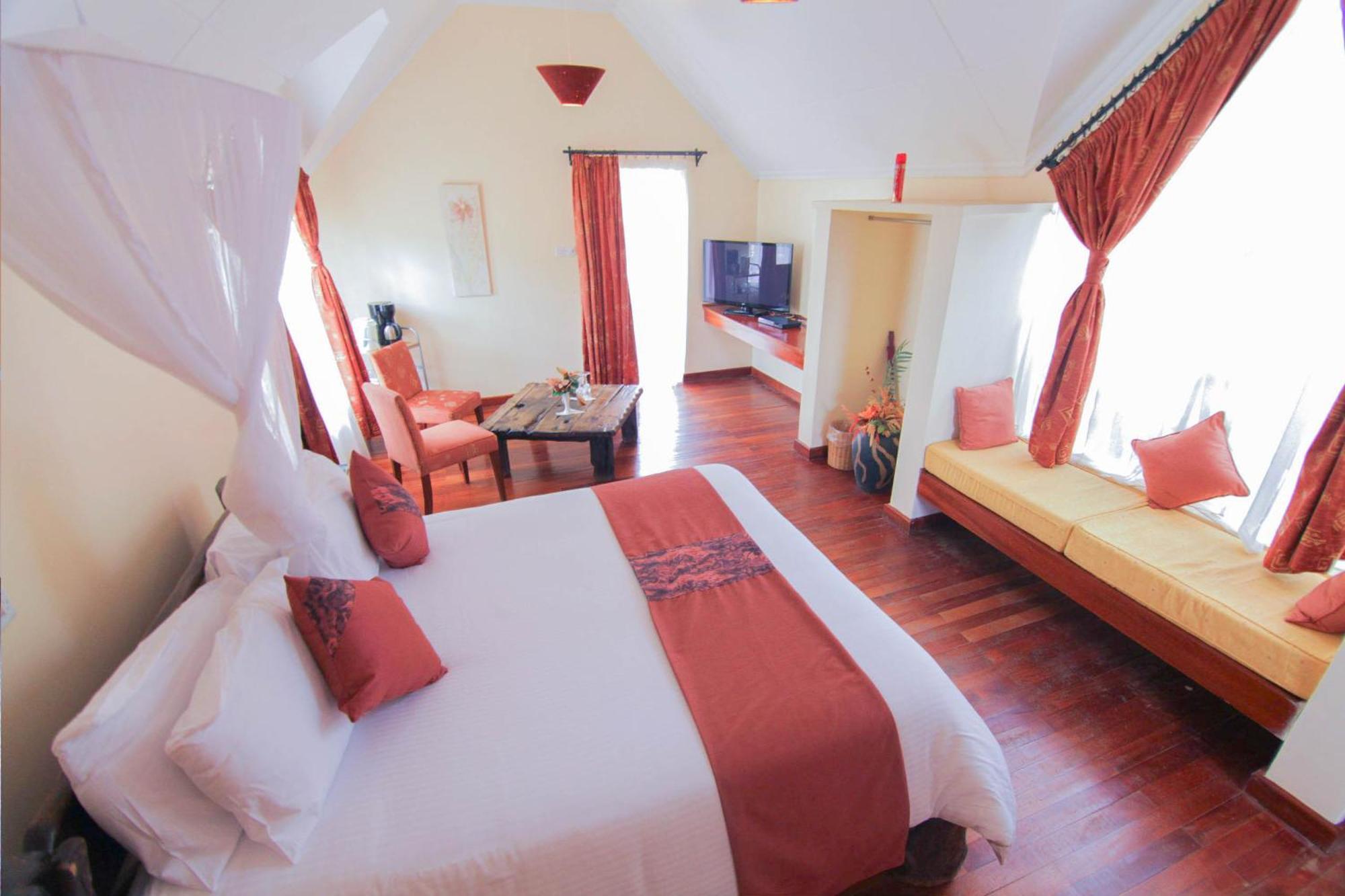 Отель Lukenya Getaway Athi River Экстерьер фото