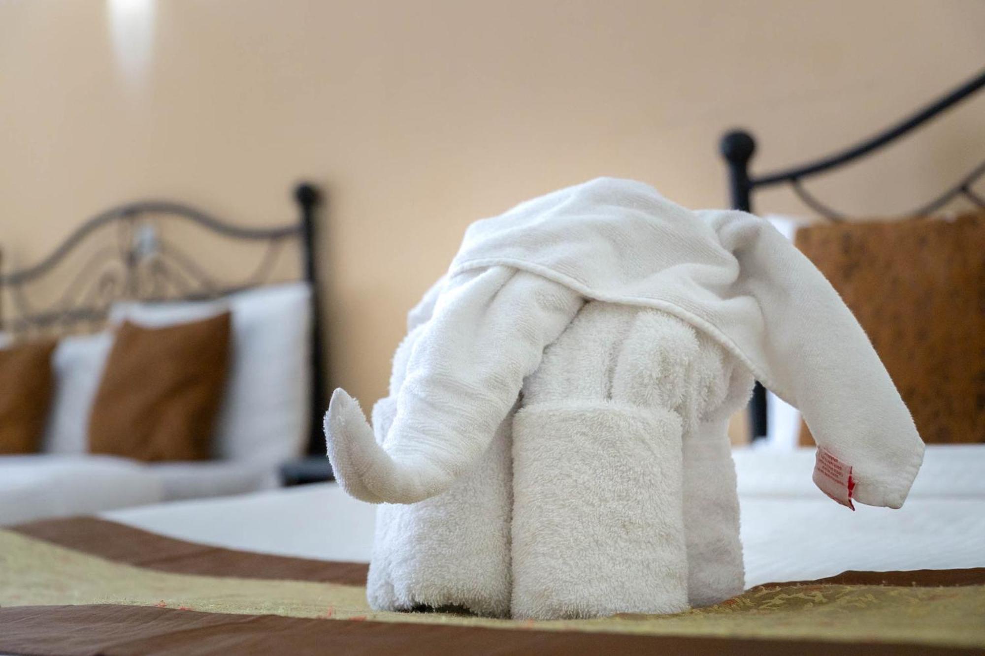 Отель Lukenya Getaway Athi River Экстерьер фото
