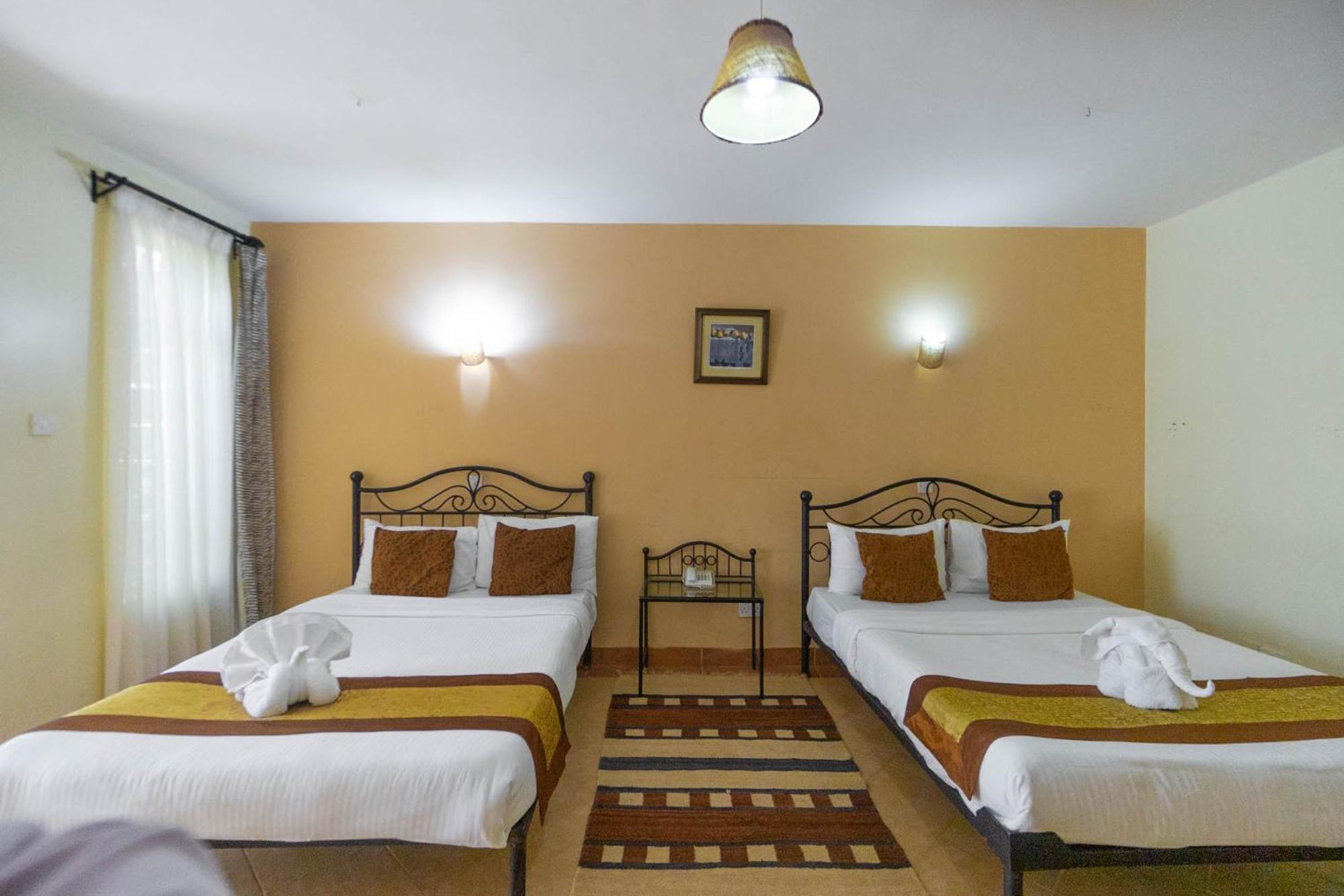 Отель Lukenya Getaway Athi River Экстерьер фото